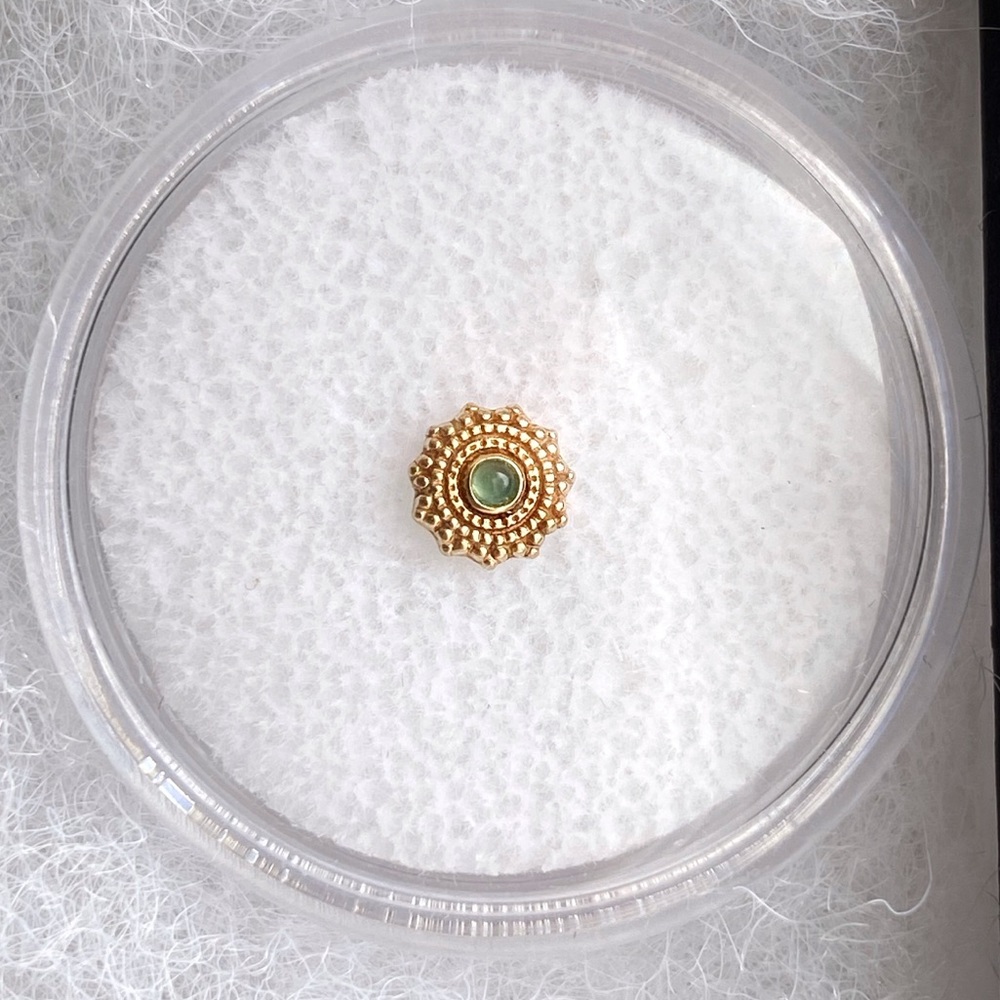 BVLA Afghan yellow gold & chrysoprase threadless / press fit end
